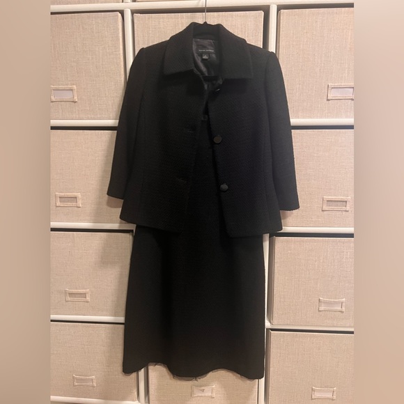 Elegant banana republic, dress, black suit. - Picture 2 of 5